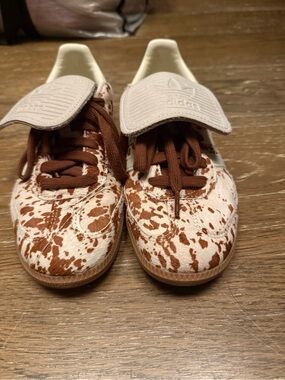 Adidas White and Brown Speckle Sneakers